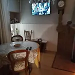 דירה Chez Len & Filipp בוילון