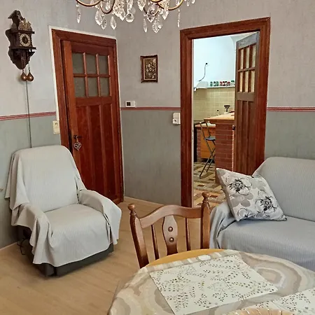 Chez Len & Filipp Daire *